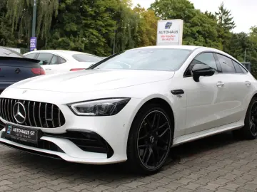 MERCEDES-BENZ AMG GT 43 4Matic