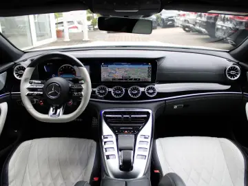 MERCEDES-BENZ AMG GT 43 4Matic