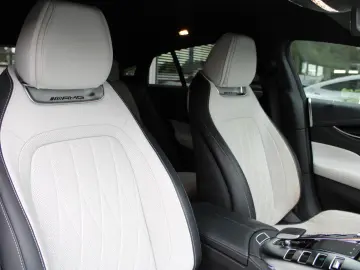 MERCEDES-BENZ AMG GT 43 4Matic