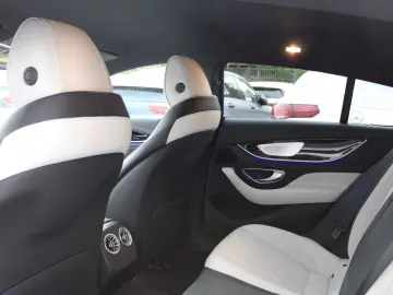 MERCEDES-BENZ AMG GT 43 4Matic