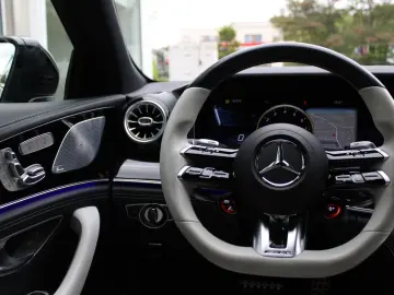 MERCEDES-BENZ AMG GT 43 4Matic