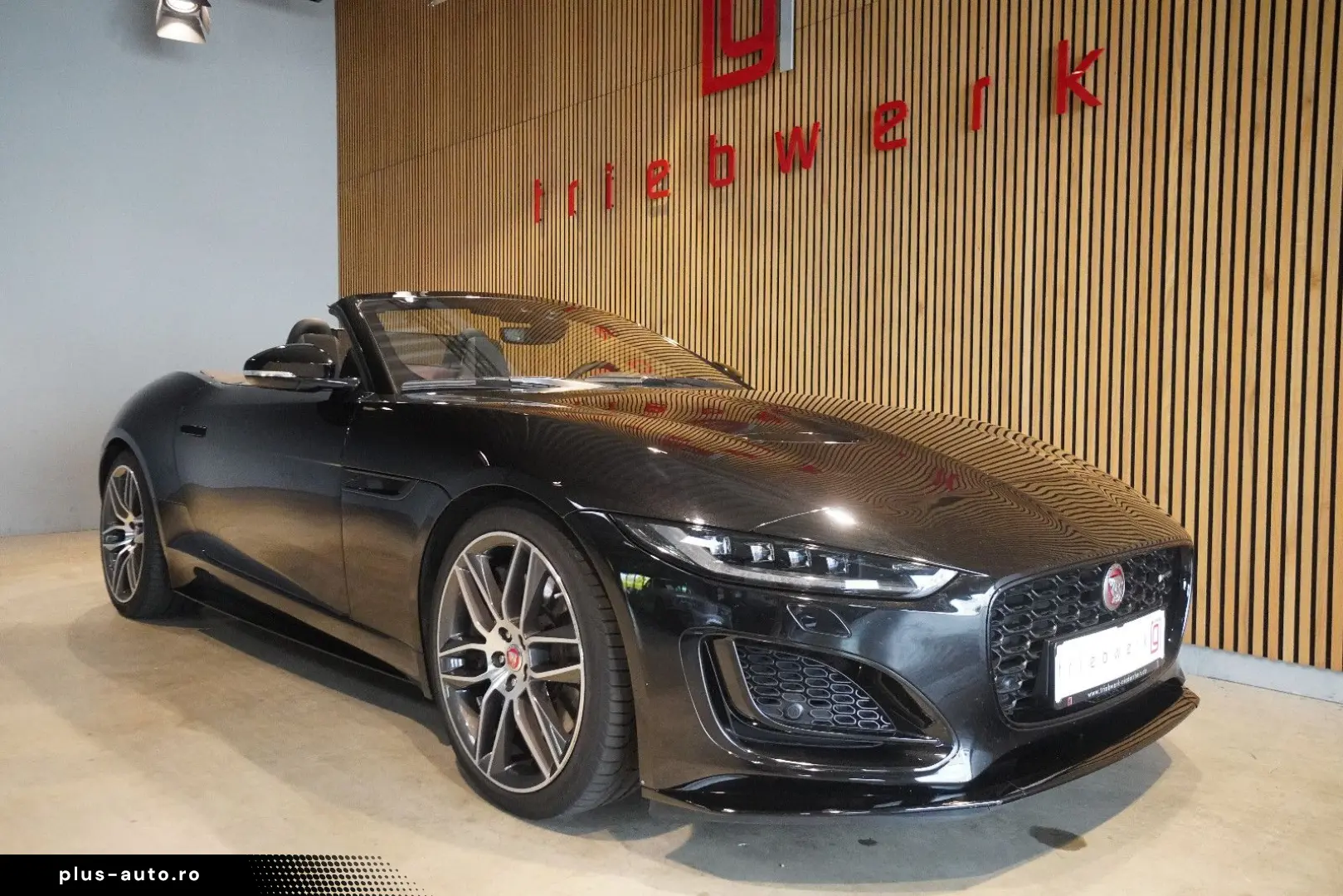 JAGUAR F-Type  V8  R-Dynamic AWD-BRD-U-Frei-Balck Pack