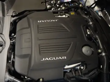 JAGUAR F-Type  V8  R-Dynamic AWD-BRD-U-Frei-Balck Pack