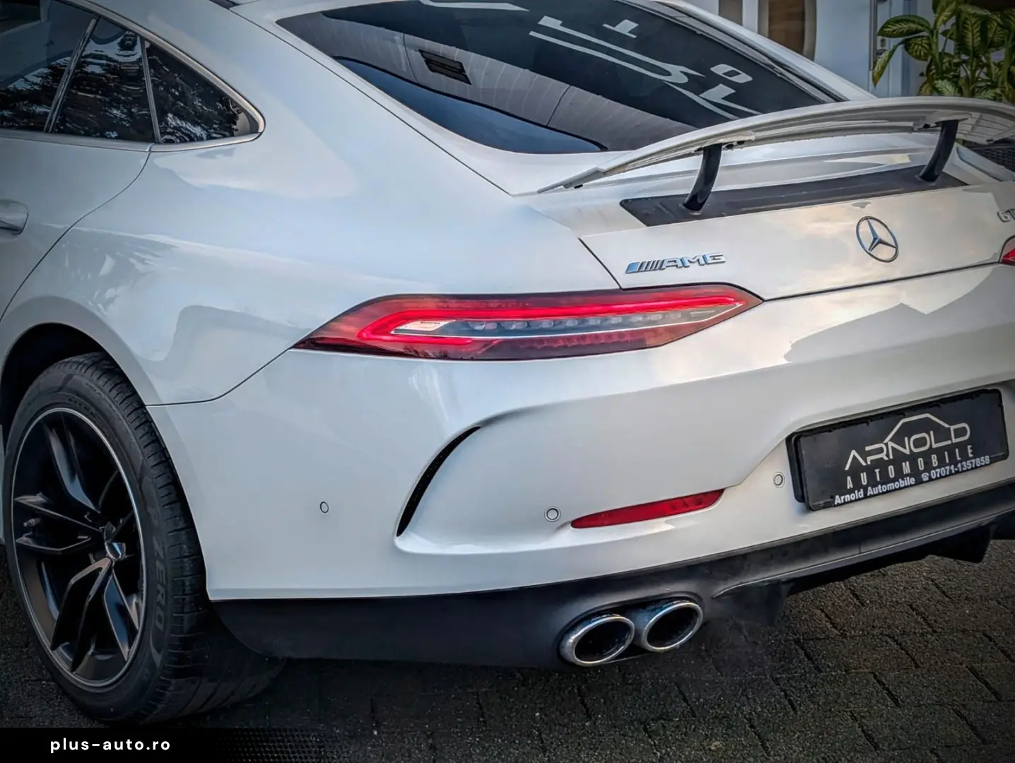 MERCEDES-BENZ AMG GT 43