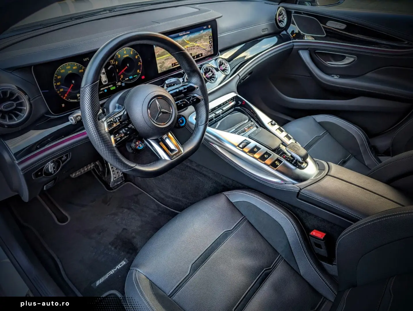 MERCEDES-BENZ AMG GT 43