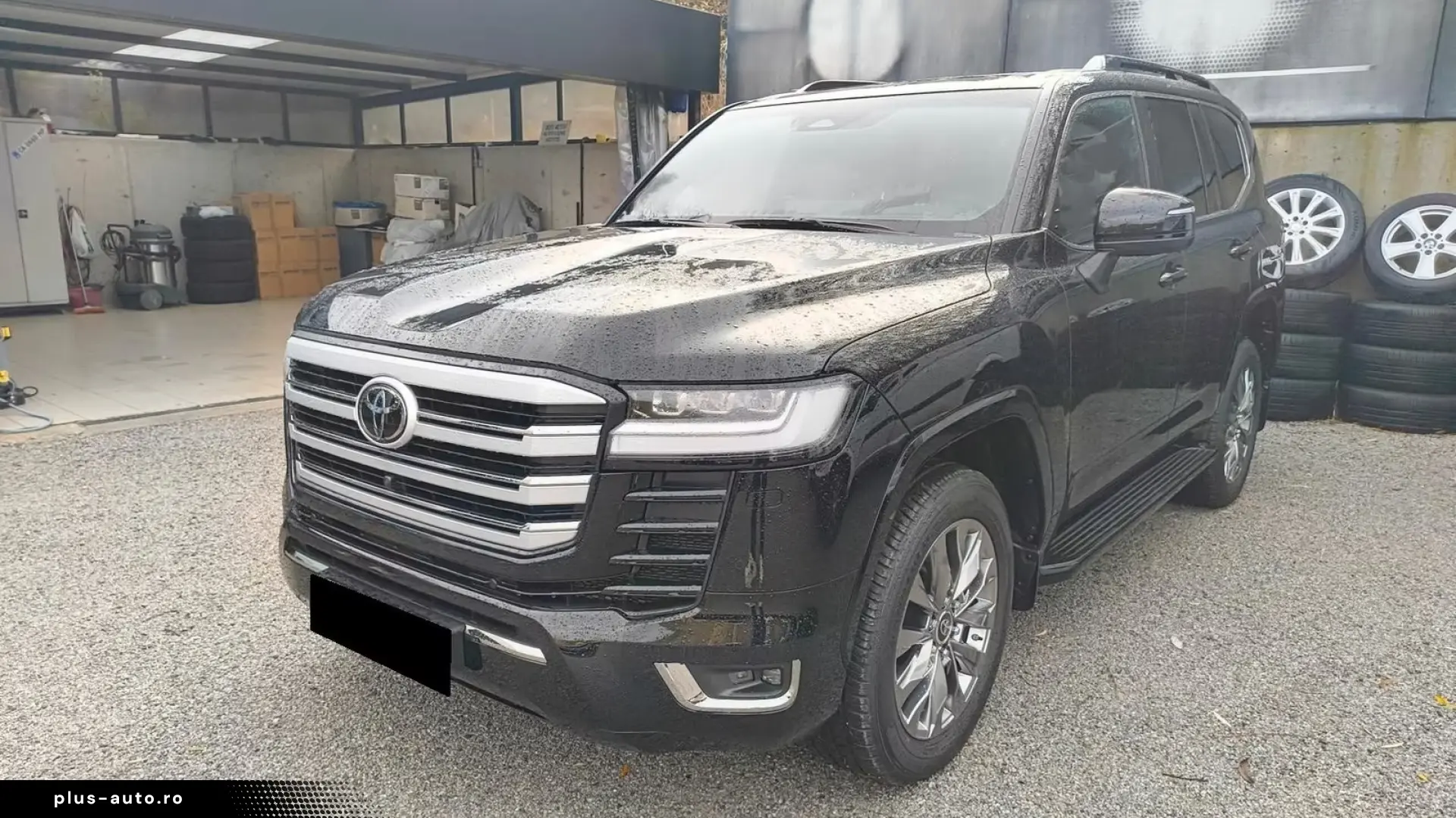 Toyota Land Cruiser LC300 PREMIUM MY2027