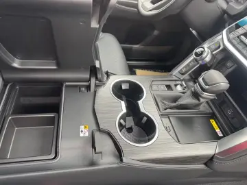 Toyota Land Cruiser LC300 Premium ZX Mod