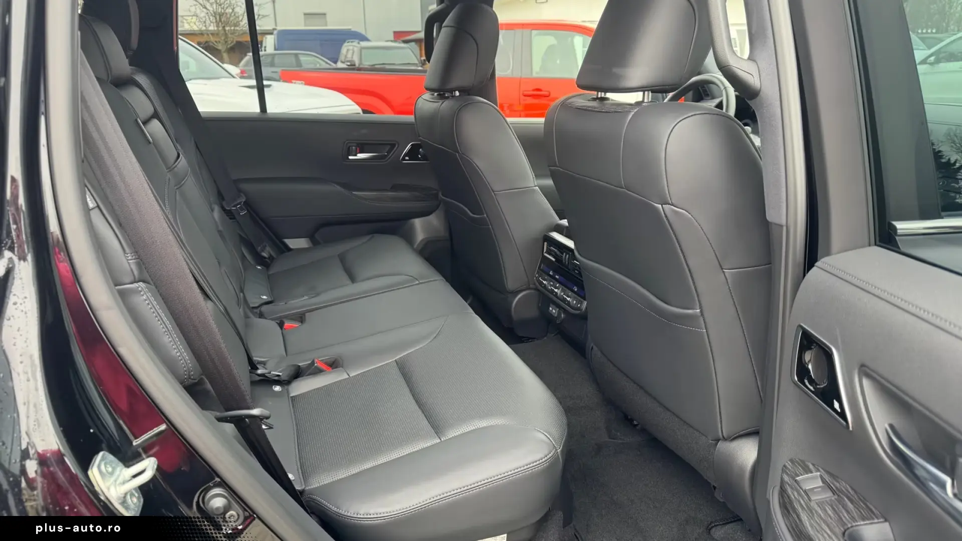 Toyota Land Cruiser LC300 Premium ZX Mod