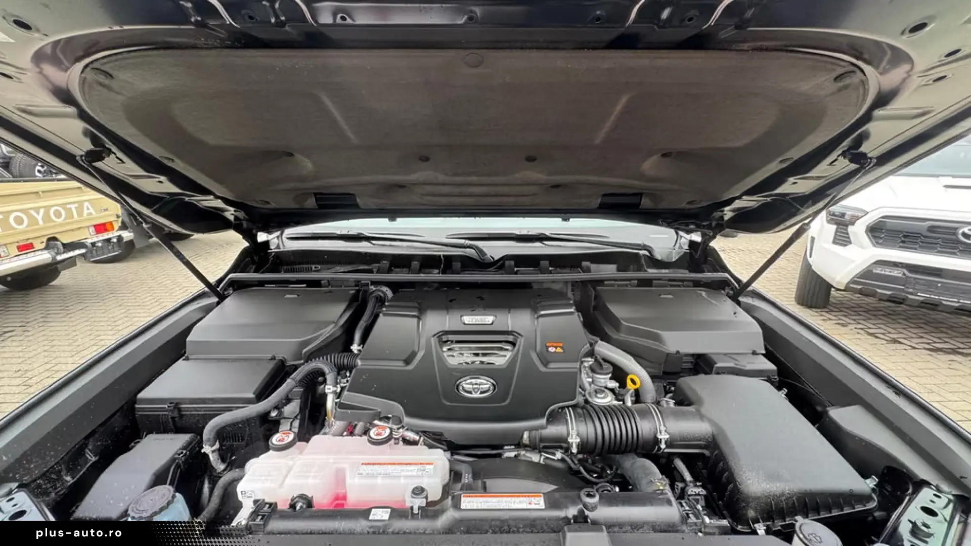 Toyota Land Cruiser LC300 Premium ZX Mod