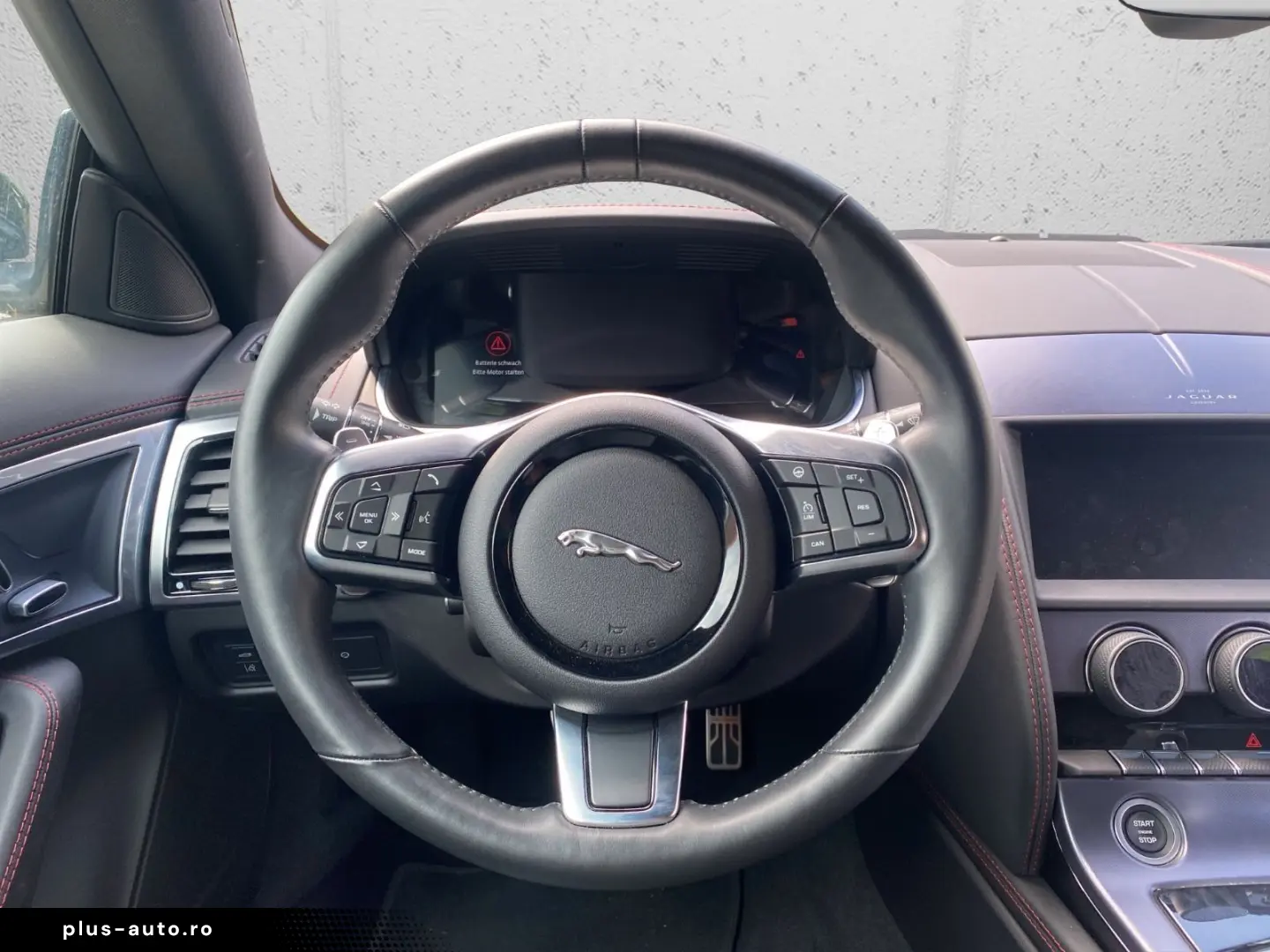 JAGUAR F-TYPE Coupe P300 Black Pack Performance