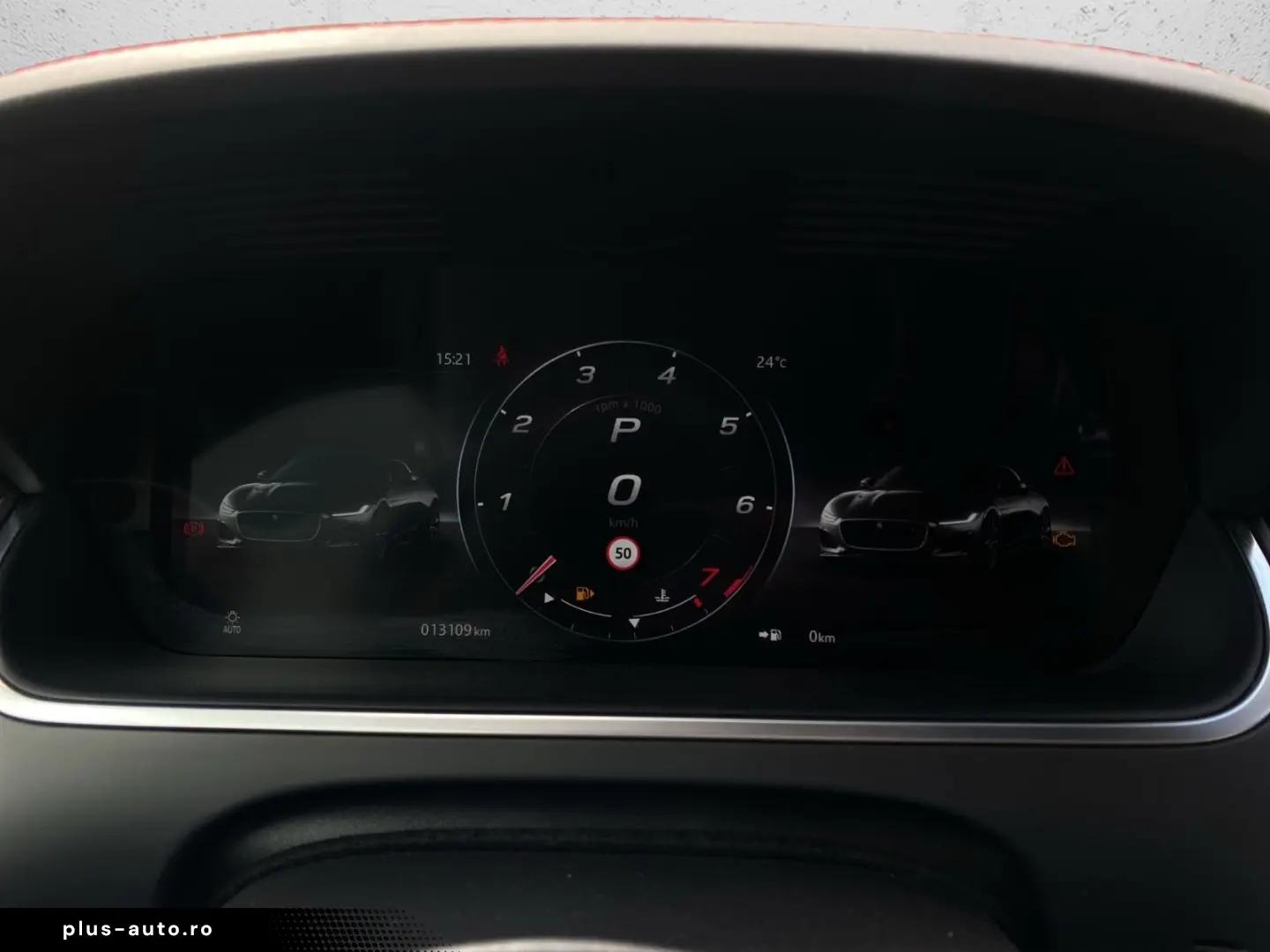 JAGUAR F-TYPE Coupe P300 Black Pack Performance