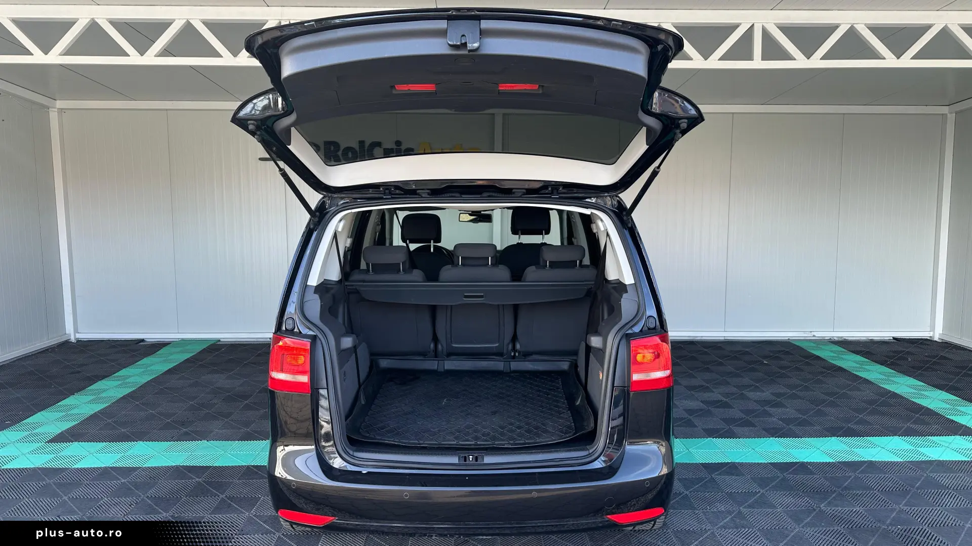 Volkswagen Touran 2.0 Diesel 177 CP An 2014