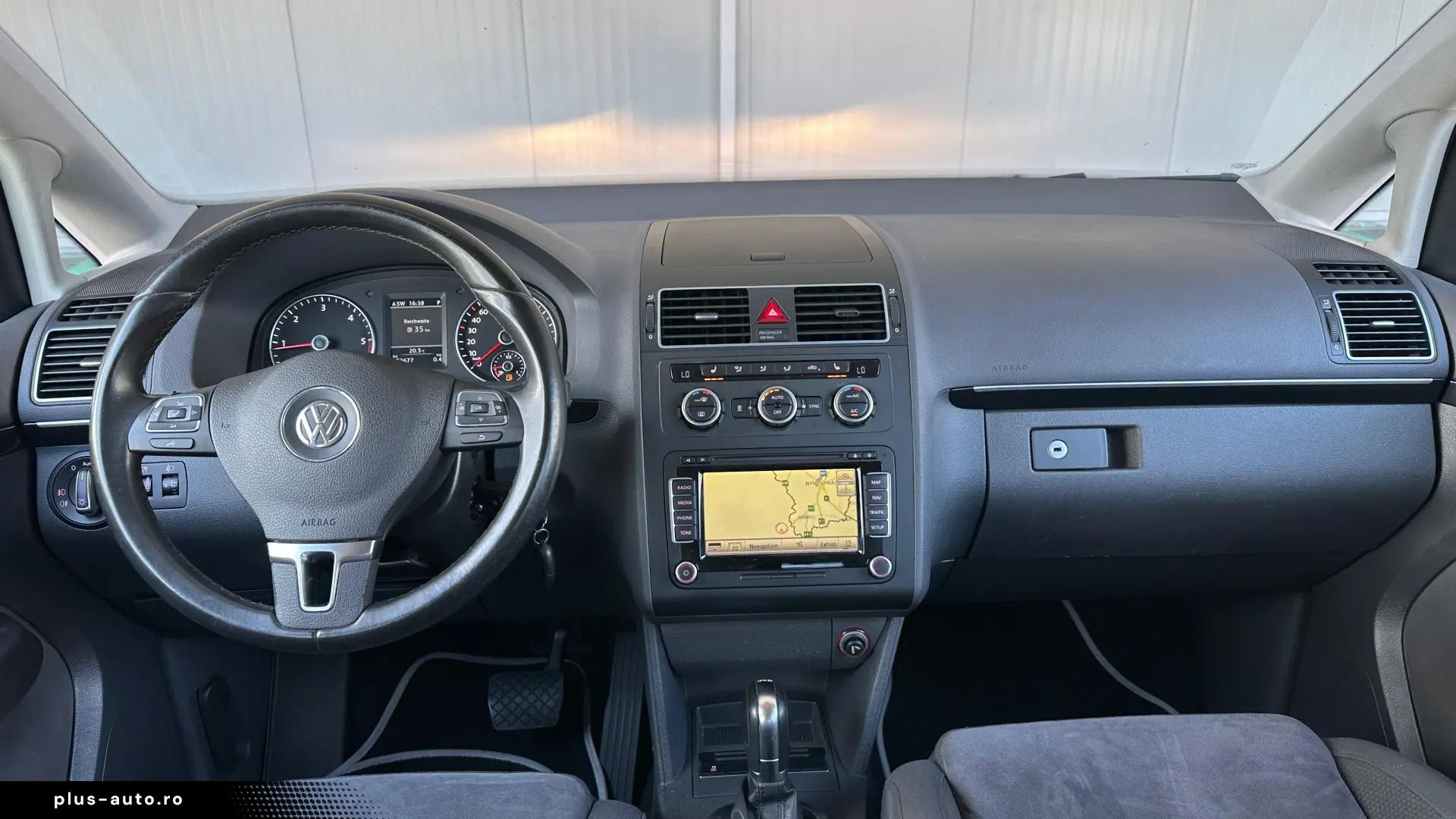 Volkswagen Touran 2.0 Diesel 177 CP An 2014
