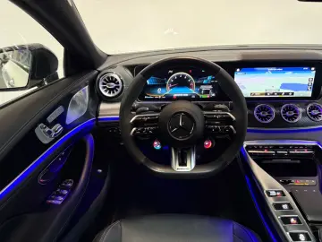 MERCEDES-BENZ AMG GT 43 4Matic  Burmester 360