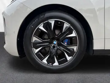 BMW iX 45 xDrive M Sport