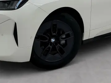 BMW iX xDrive45