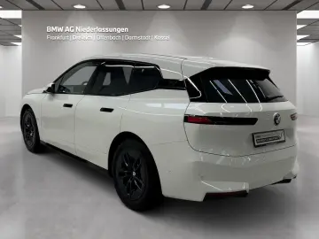 BMW iX xDrive45