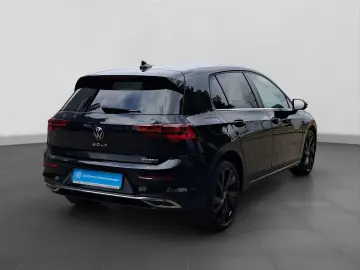 VW Golf 1.4 eHybrid STYLE PANO LM18 DCC IQ.LIGHT