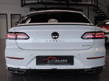 VW Arteon 1.4 TSI DSG R-LINE eHybrid  PANO MATRIX