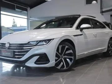 VW Arteon 1.4 TSI DSG R-LINE eHybrid  PANO MATRIX