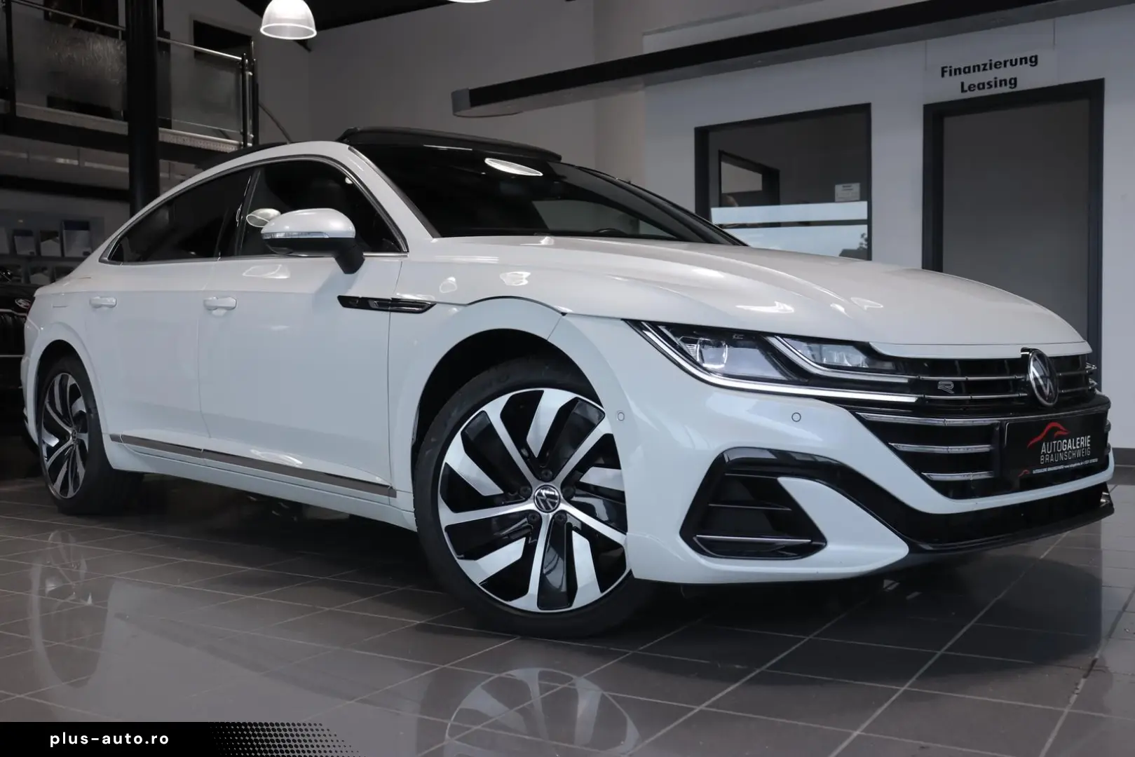 VW Arteon 1.4 TSI DSG R-LINE eHybrid  PANO MATRIX
