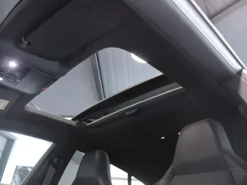 VW Arteon 1.4 TSI DSG R-LINE eHybrid  PANO MATRIX