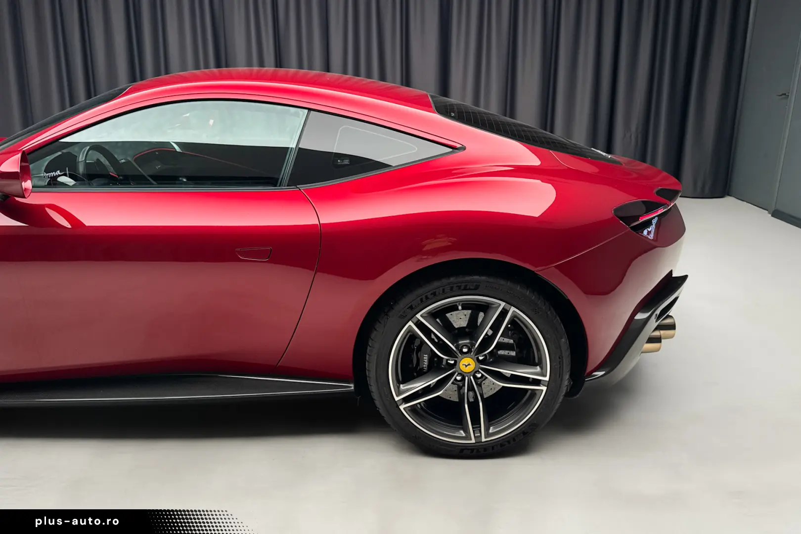 Ferrari Roma  Rosso Portofino 360 Matrix Passenger Display