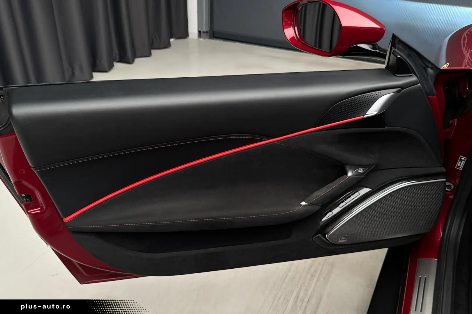 Ferrari Roma  Rosso Portofino 360 Matrix Passenger Display