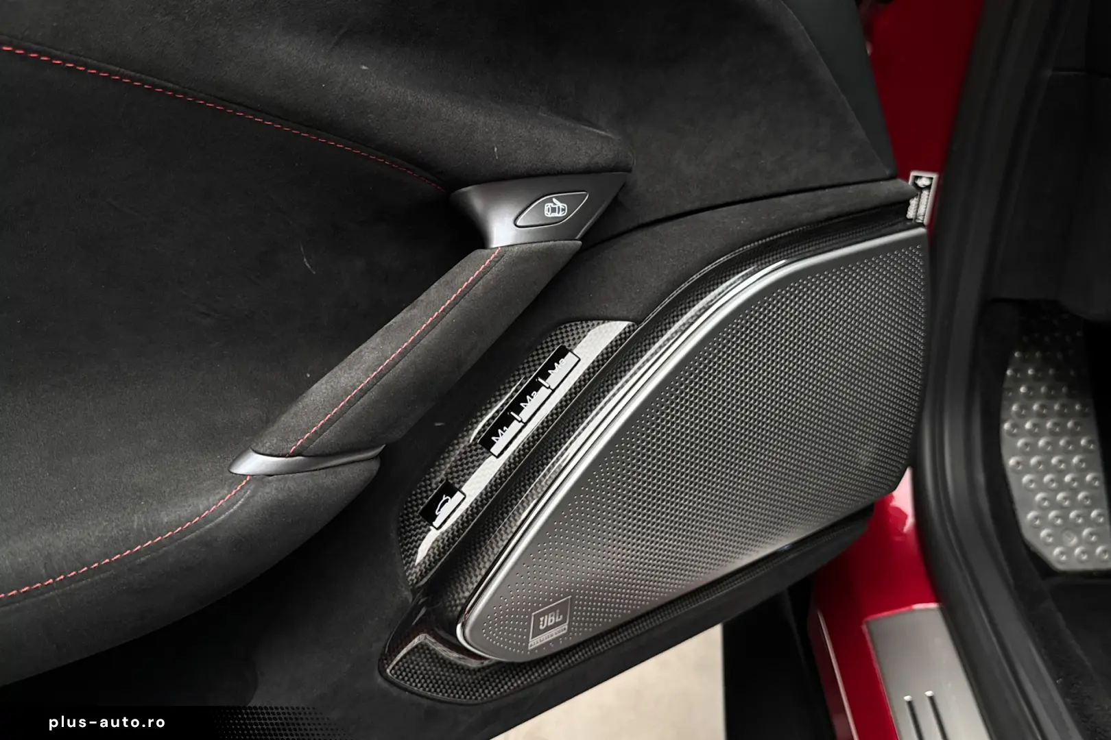 Ferrari Roma  Rosso Portofino 360 Matrix Passenger Display