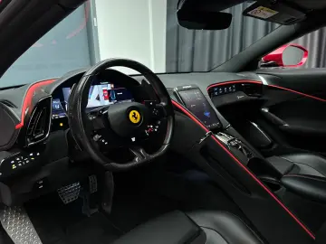 Ferrari Roma  Rosso Portofino 360 Matrix Passenger Display