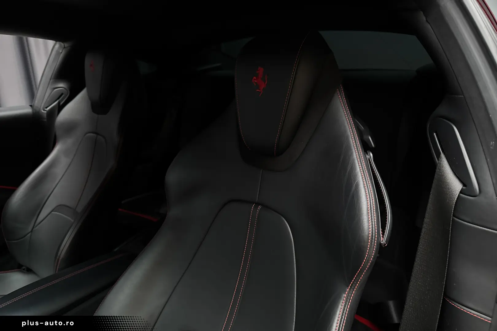 Ferrari Roma  Rosso Portofino 360 Matrix Passenger Display