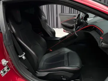 Ferrari Roma  Rosso Portofino 360 Matrix Passenger Display