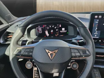 CUPRA Terramar VZ 2.0 TSI DSG 4Drive MATRIX-LED PANO