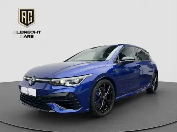 VW Golf VIII R Performance AKRA IQ HUD ACC LEDER 19