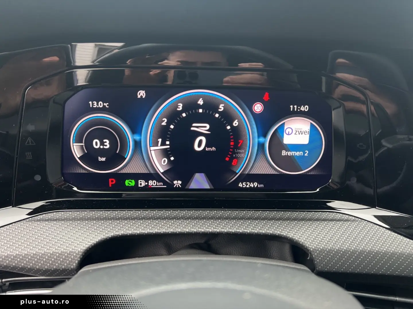 VW Golf VIII R Performance AKRA IQ HUD ACC LEDER 19