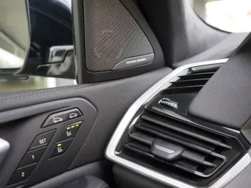 BMW X6 40xd M Sport 3xTV Carbon Massage ACC PanoSKY