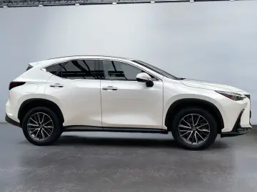 LEXUS NX 450h  E-FOUR Executive 360 Ventilation
