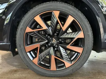 CUPRA Formentor VZ 333PS 4Drive AHK Pano Matrix Sound