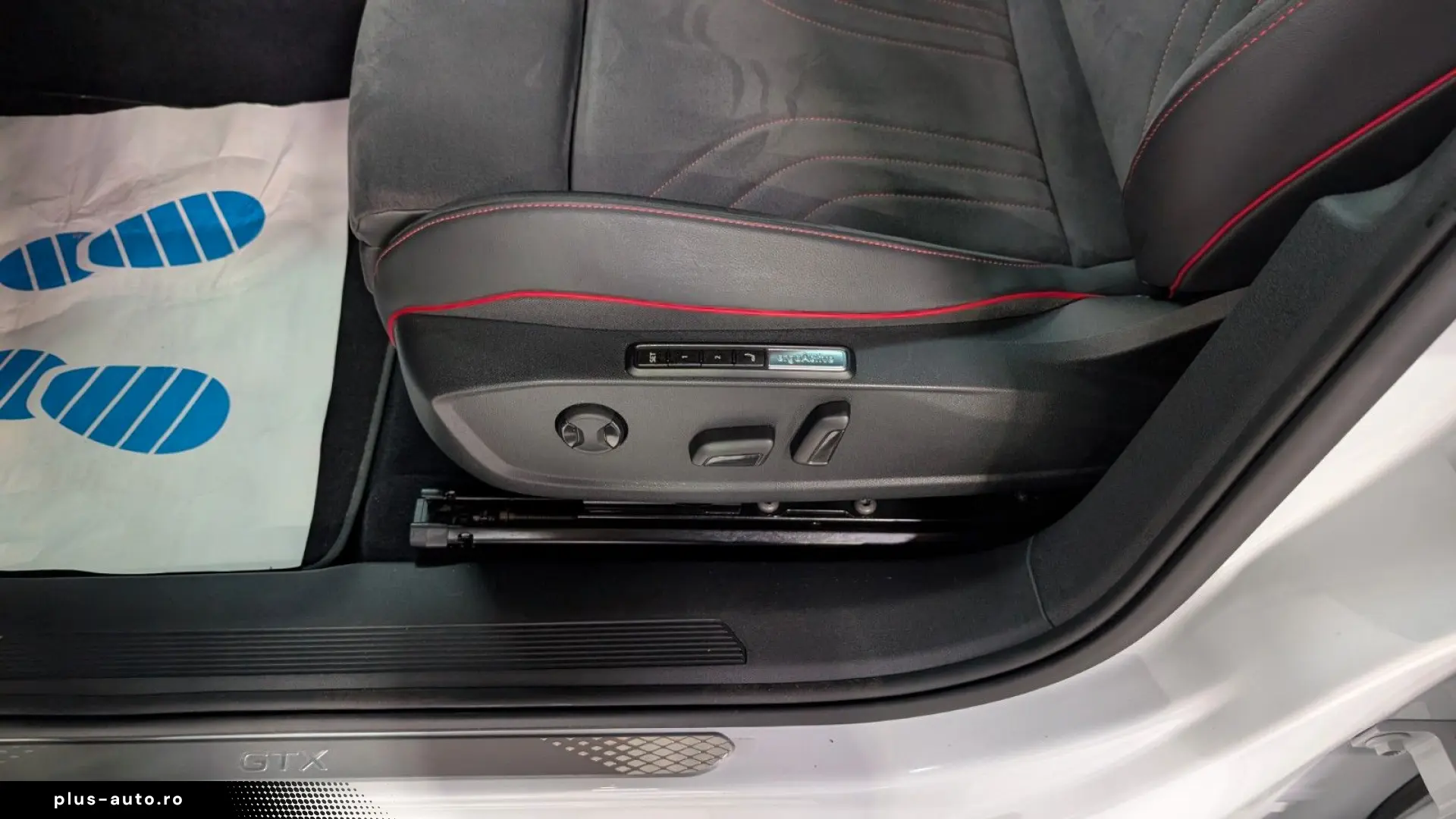 VW ID.4 GTX 220kW 4Motion HUD PANO AHK MEMO 360