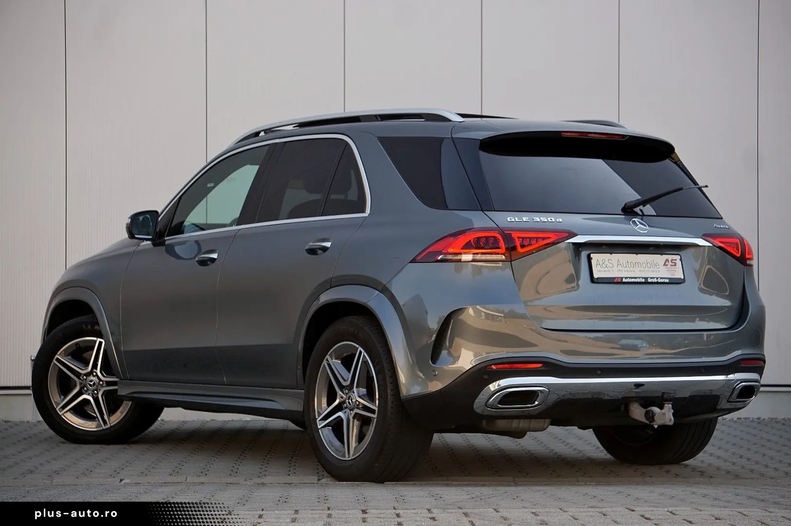 MERCEDES-BENZ GLE 350d  UNFALLFREI  3x AMG  19% MwSt&hellip;