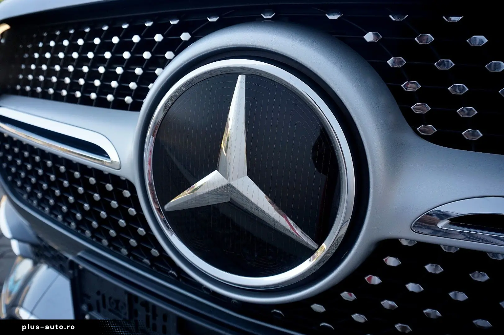 MERCEDES-BENZ GLE 350d  UNFALLFREI  3x AMG  19% MwSt&hellip;