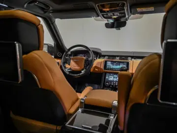 Land Rover Range Rover 5.0 V8 LWB Autobiography Fifty Editi
