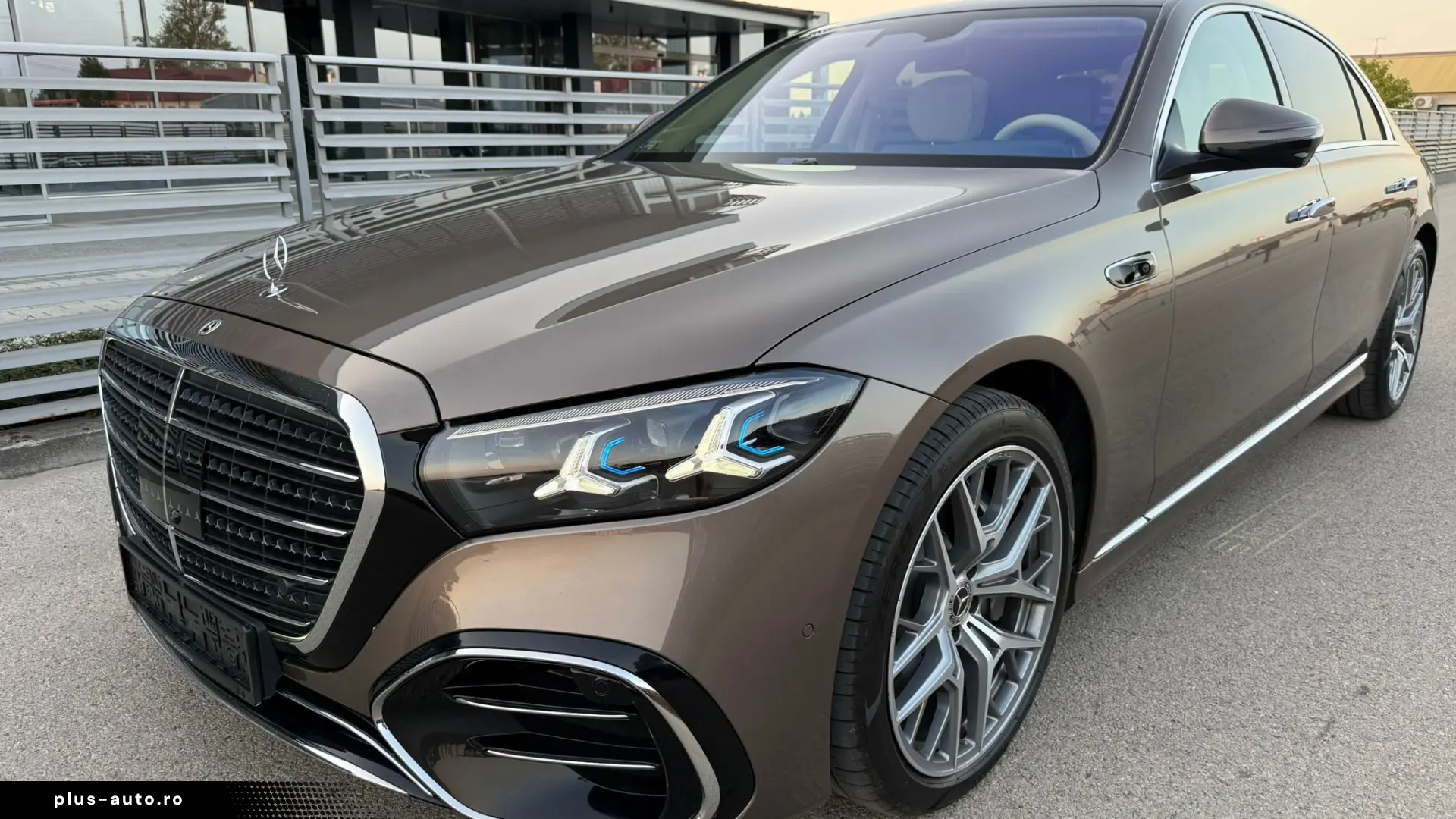Mercedes-Benz S 450d Long 4Matic_AMG_Line_Pano_HUD