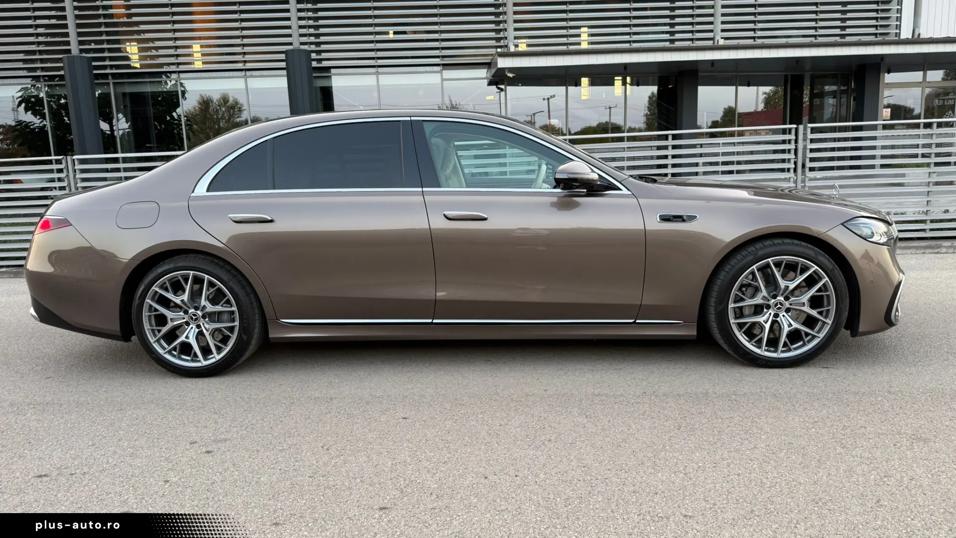 Mercedes-Benz S 450d Long 4Matic_AMG_Line_Pano_HUD