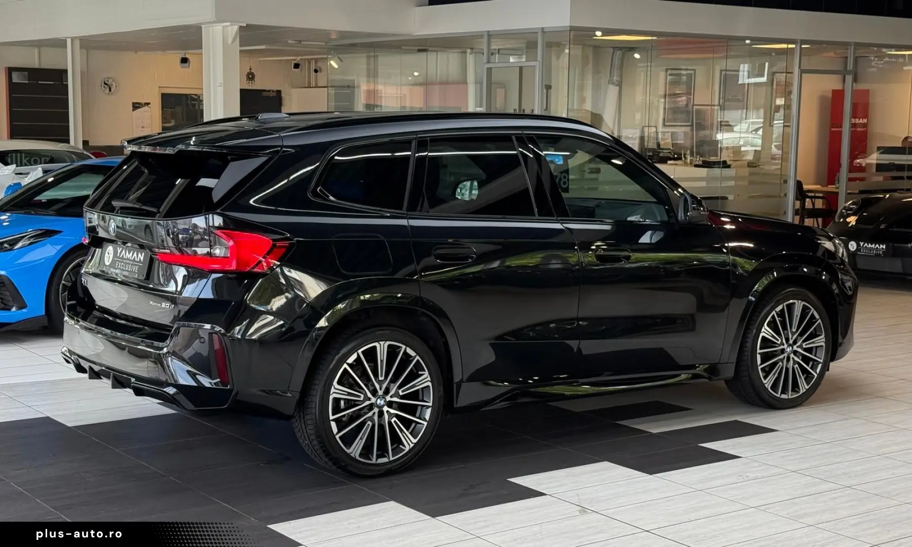 BMW X1 20 d xDr M Sport Pano HuD H&K Massage 360