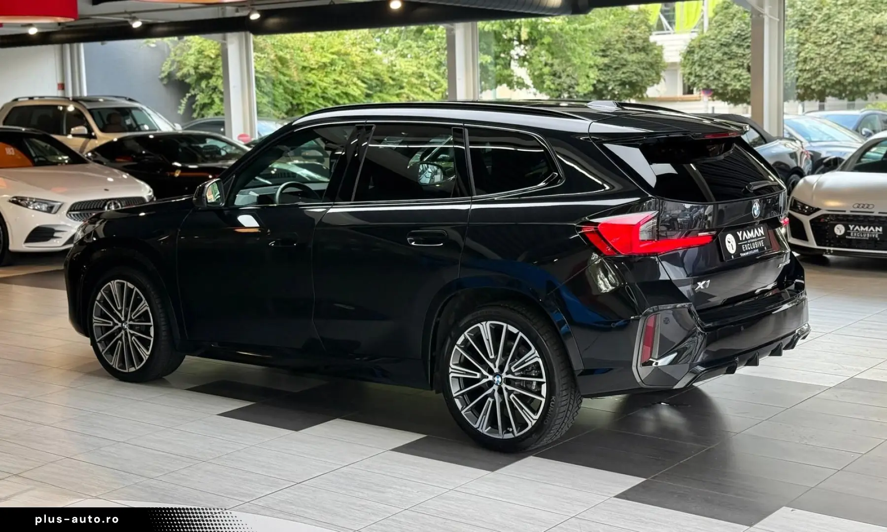 BMW X1 20 d xDr M Sport Pano HuD H&K Massage 360