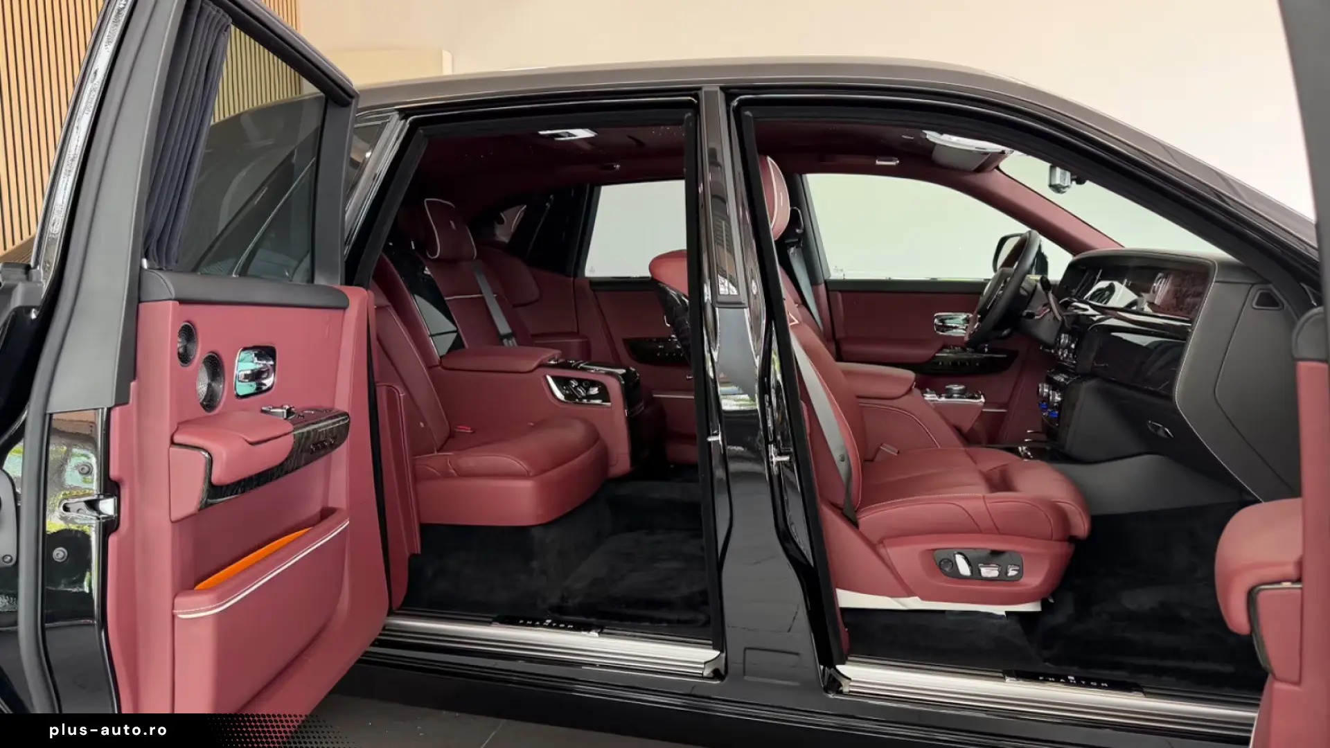 Rolls-Royce Phantom EWB Bespoke Two-Tone FULL 4seats MY2026