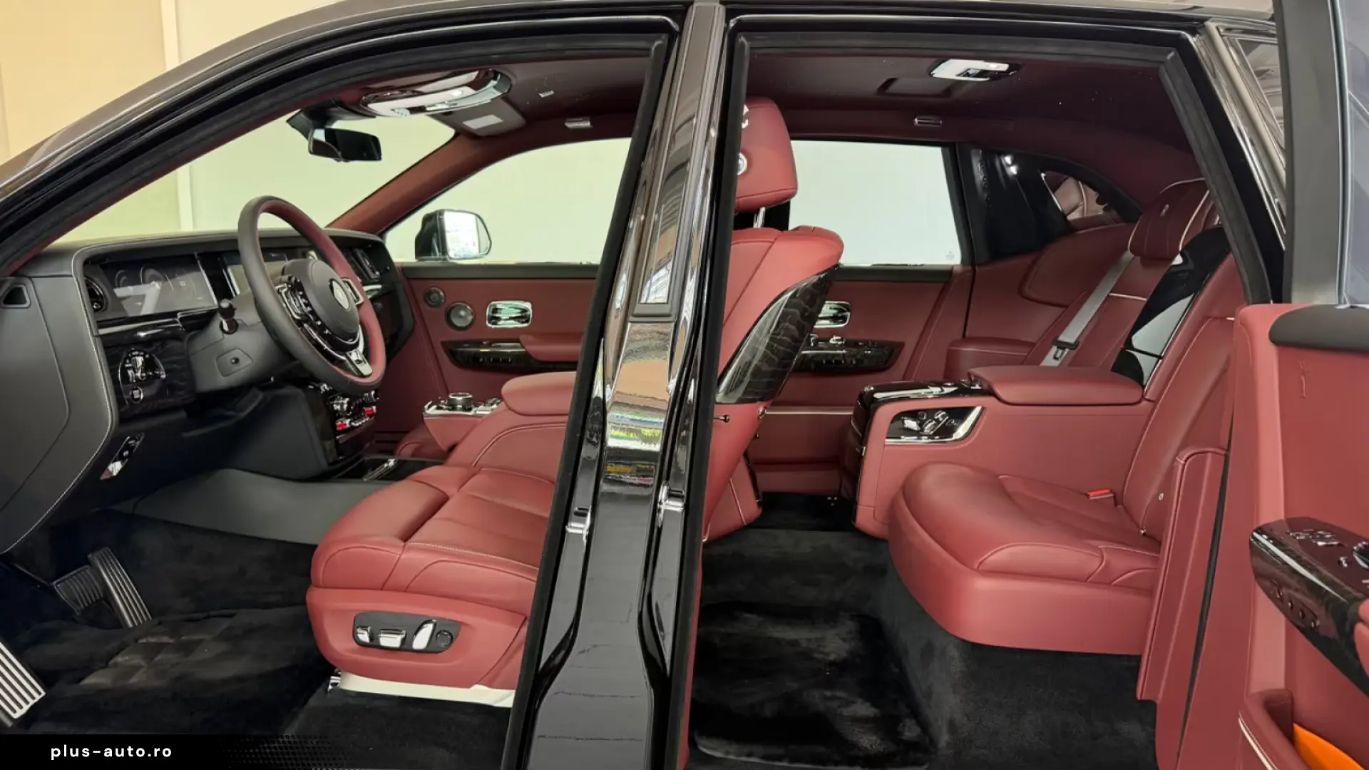 Rolls-Royce Phantom EWB Bespoke Two-Tone FULL 4seats MY2026