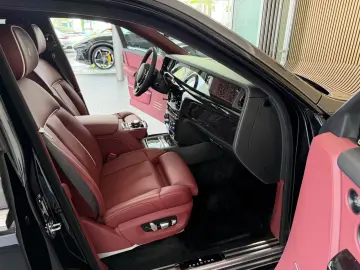 Rolls-Royce Phantom EWB Bespoke Two-Tone FULL 4seats MY2026