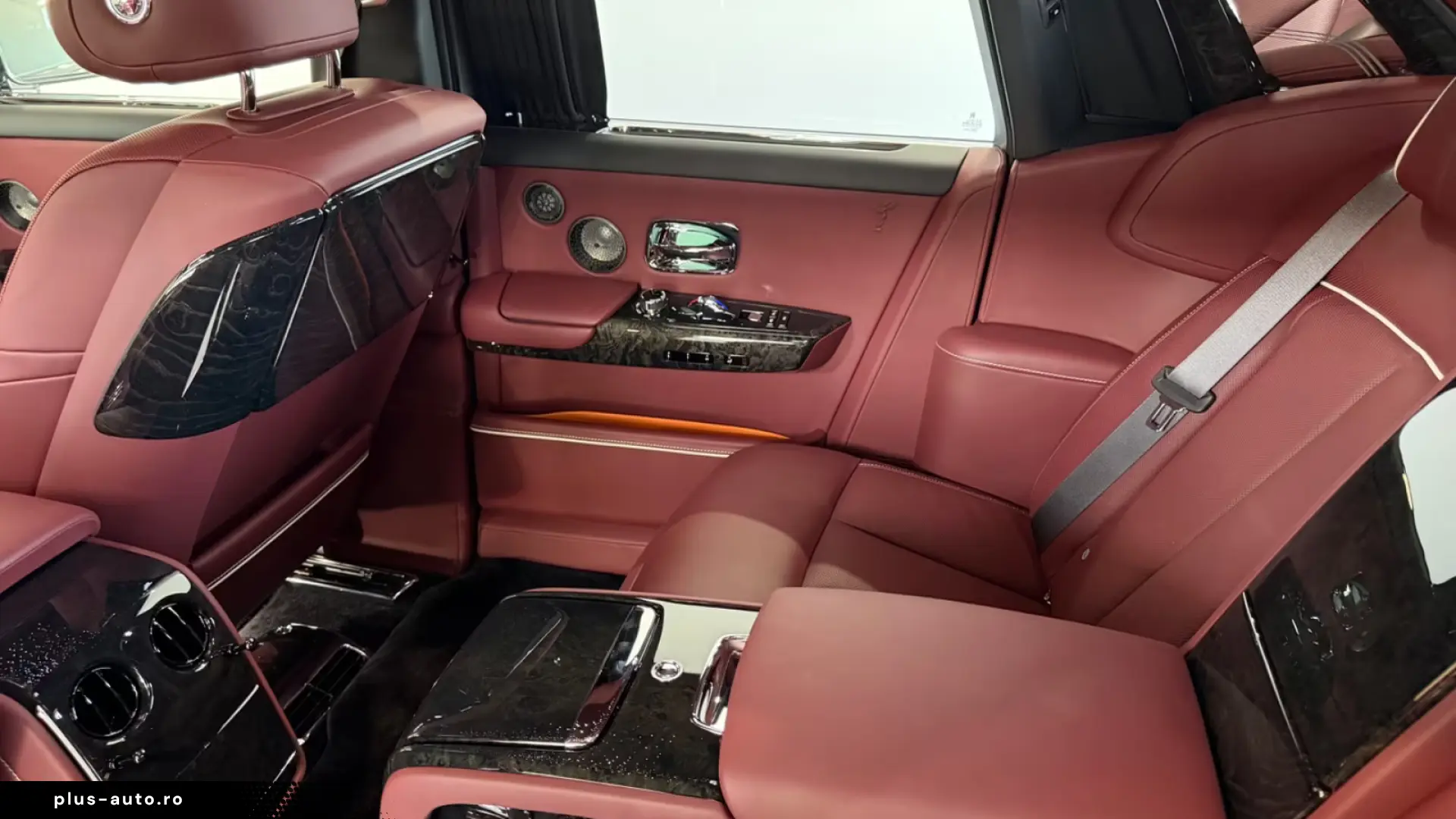 Rolls-Royce Phantom EWB Bespoke Two-Tone FULL 4seats MY2026